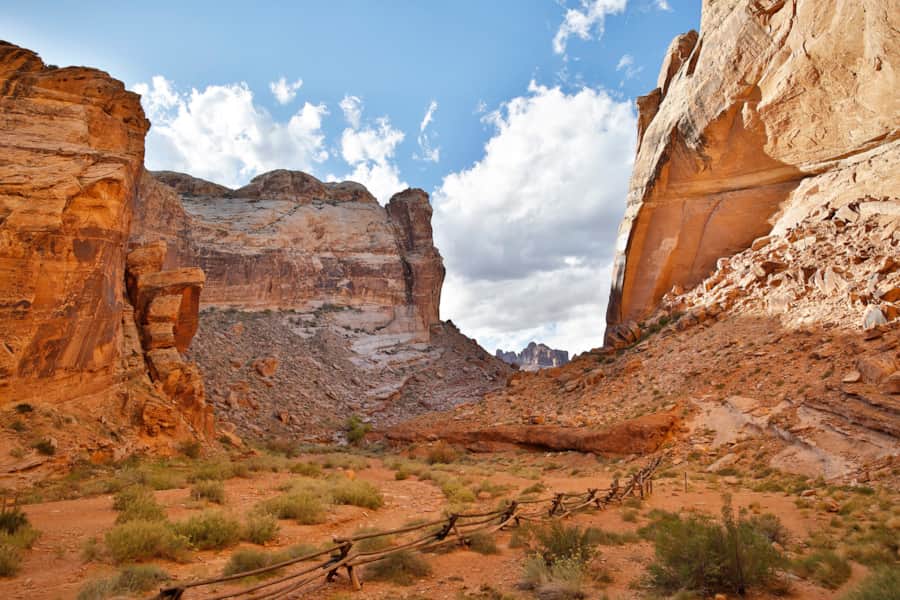 The San Rafael Swell boasts a monumental scale: over 217,00 acres, it's a geological marvel carved by eons of erosion.